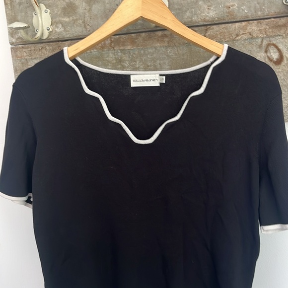 Piped short sleeve sweater - Picture 3 of 4